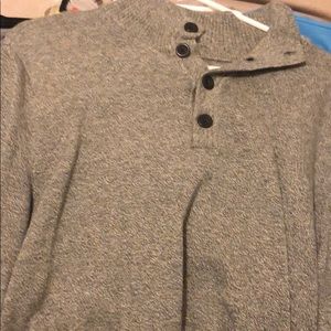 American Eagle turtle neck